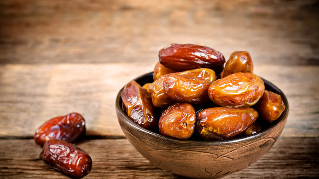 Haftada 5 Kiloya Kadar Zayıflatan Çok Besleyici Bir Diyet O: Hurma Diyeti