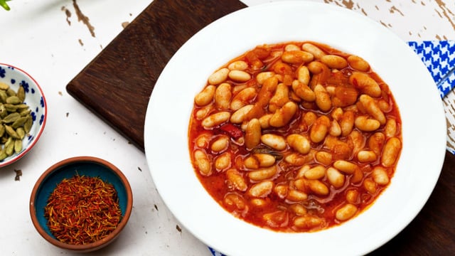Neden Lokantada Yediğimiz Kuru Fasulye Evdekinden Hep Daha Lezzetli?