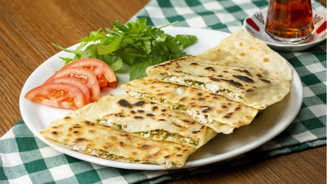 Kahvaltının Gözdesi: Peynirli Gözleme