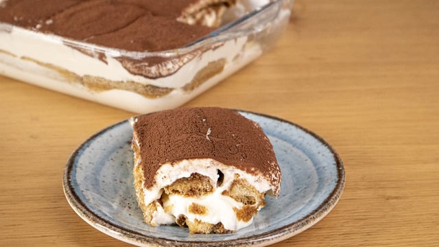 En Pratiği: Yumurtasız Tiramisu