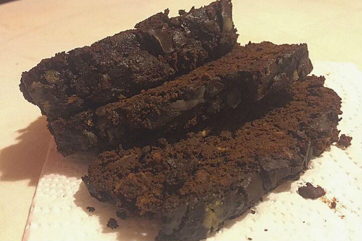 Daha Hafif: Keçiboynuzu Unlu Brownie