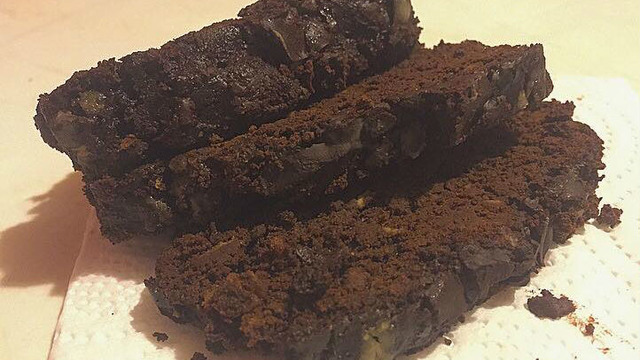Daha Hafif: Keçiboynuzu Unlu Brownie