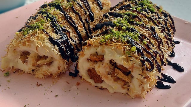 Çok Şık, Çok Nefis: Kadayıflı Paşa Sarma