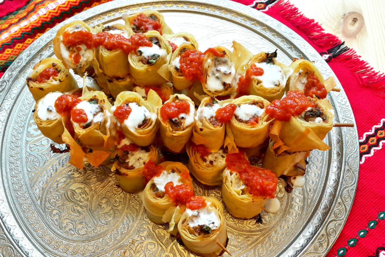 Evde de Kebap Yapılır: Yufkalı Şiş Kebap