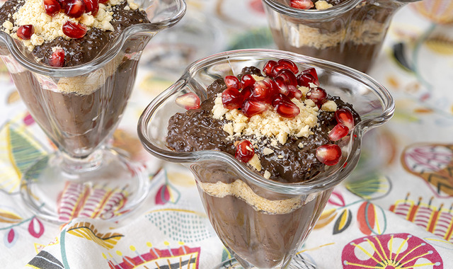 Bitter Çikolatayla: Kinoalı Puding