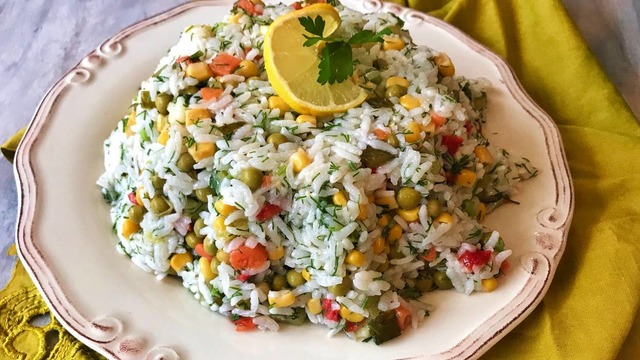 Pilava Alternatif: Pirinç Salatası