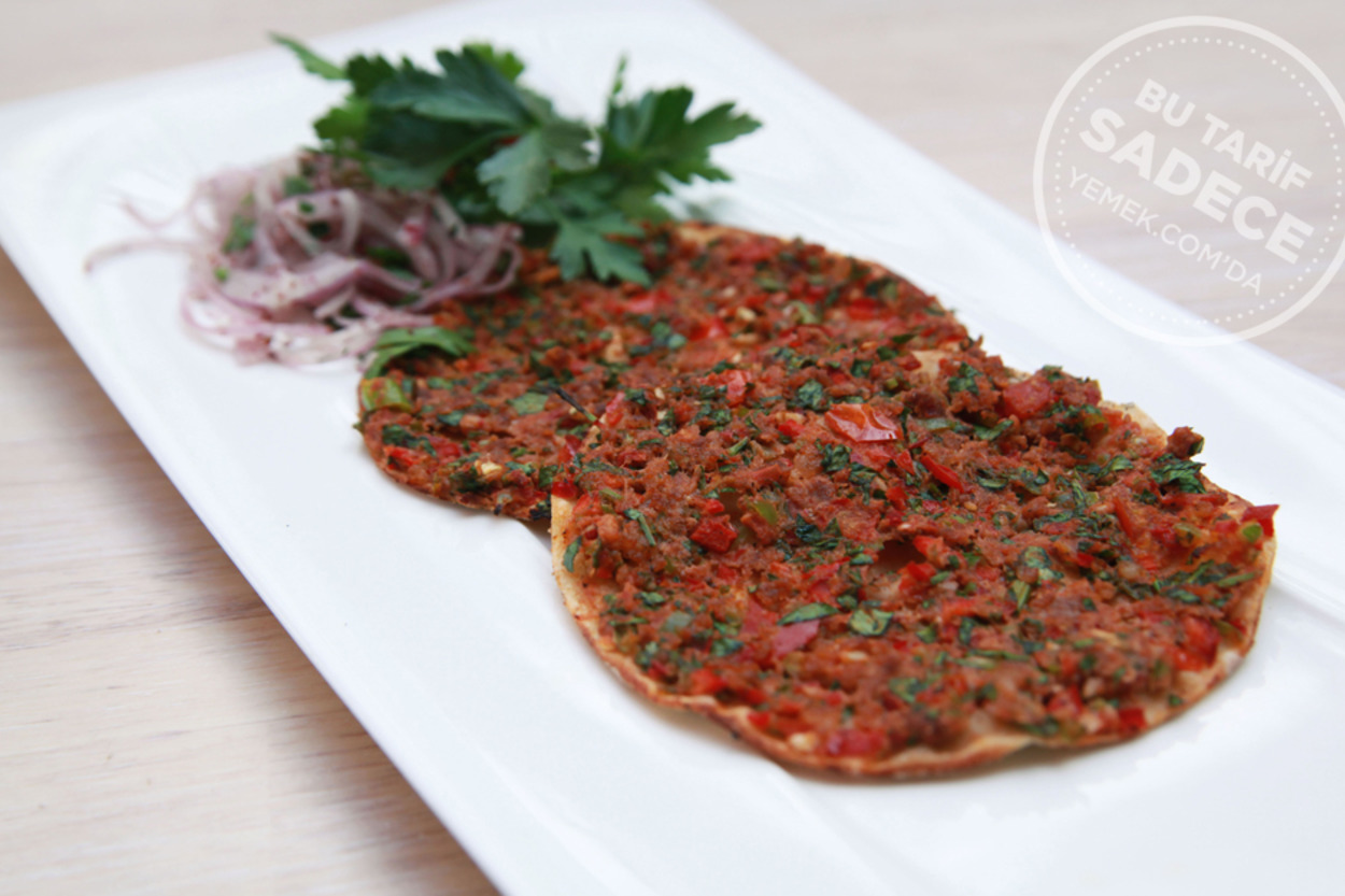Surplus Restoran'dan: Lahmacun