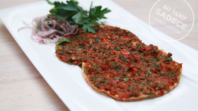 Surplus Restoran'dan: Lahmacun