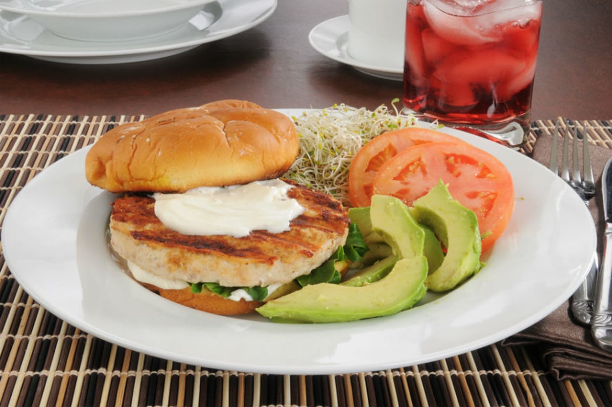 Güzel Düet: Avokadolu Hindi Burger