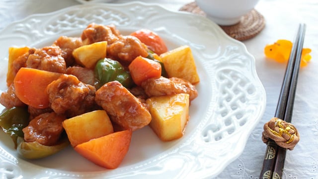 İştah Açan Çinli: Tatlı Ekşi Soslu Tavuk