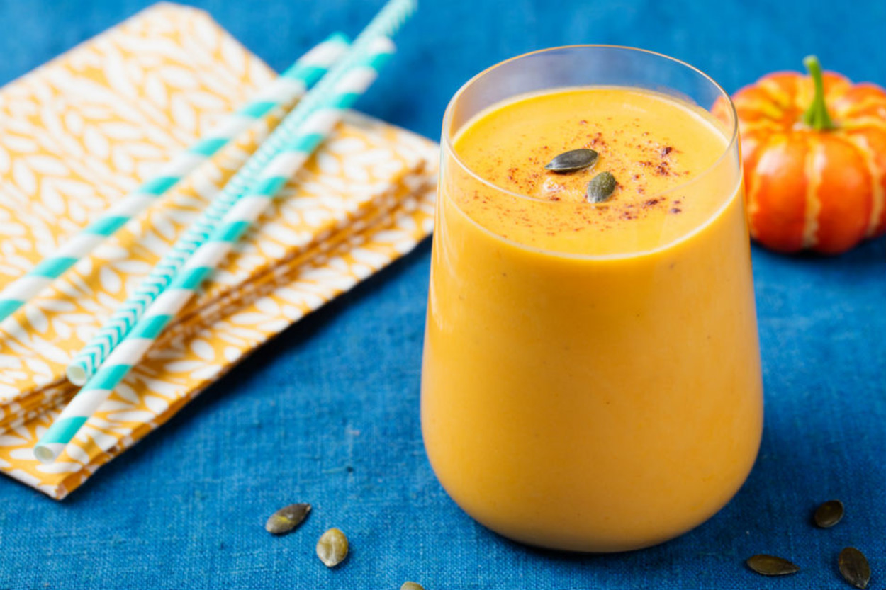 Tatlı Niyetine: Bal Kabaklı, Baharatlı Smoothie