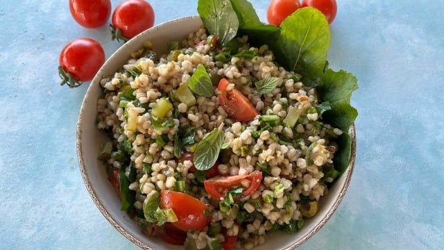 Hem Doyurucu Hem Lezzetli: Buğday Salatası