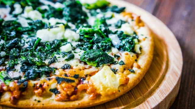 Temel Reis'in Favorisi: Ispanaklı Pizza