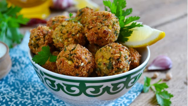 Yağ Çekmeyen: Falafel Köfte
