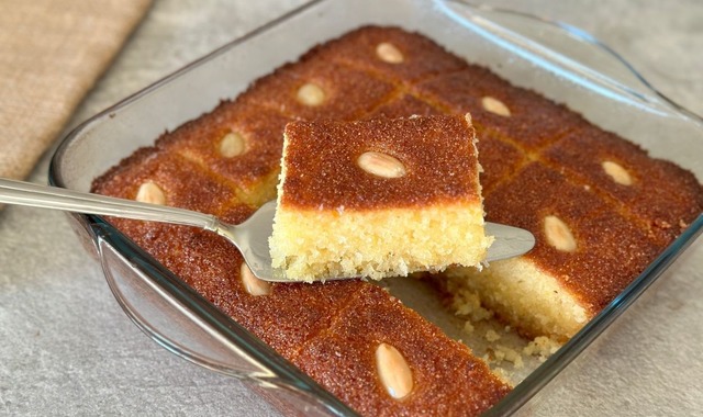 Revaniye Benzer: Basbousa