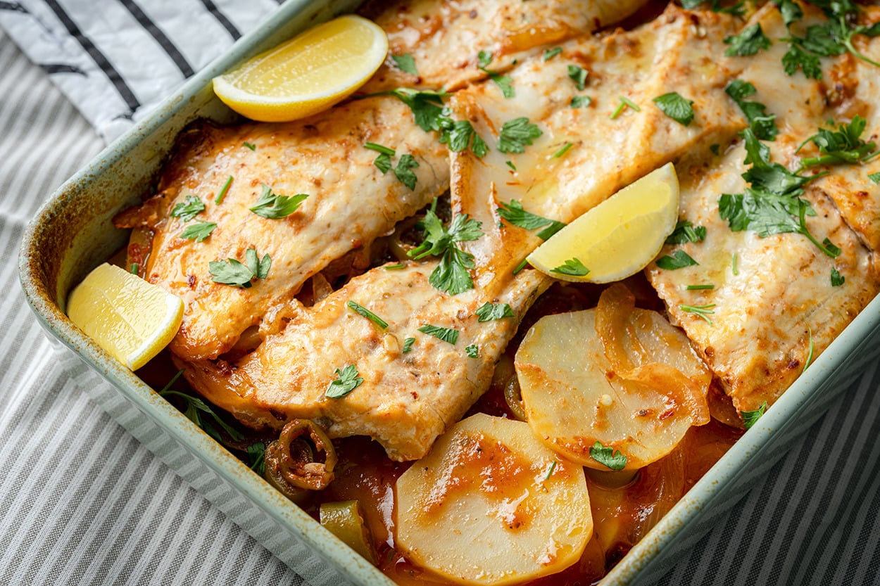Patates Eşliğinde: Fırında Levrek