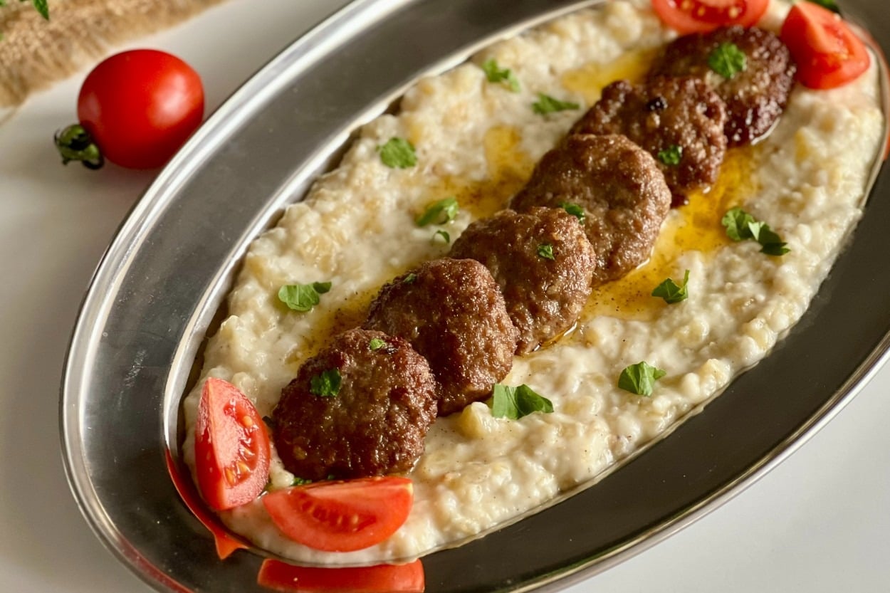 Biz de Beğendik: Beğendili Köfte