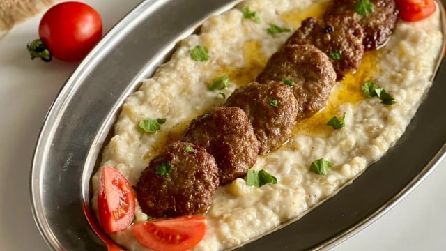 Biz de Beğendik: Beğendili Köfte