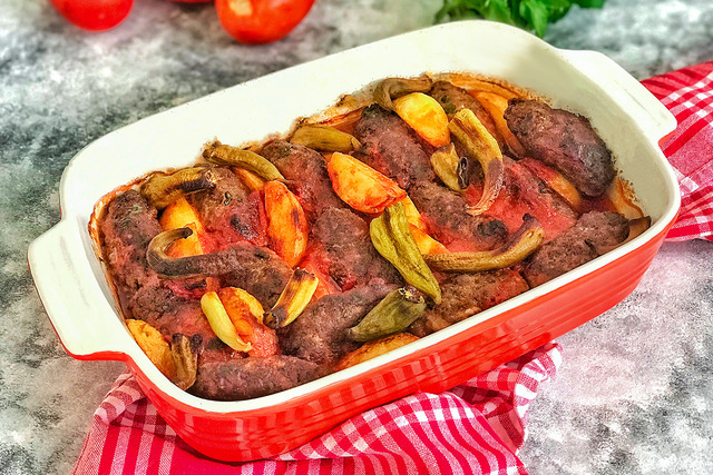 Salçalı Köfte Tarifi