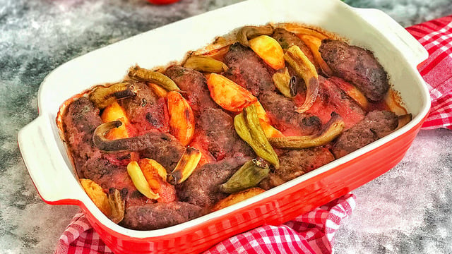 Ekmek Alalım: Salçalı Köfte