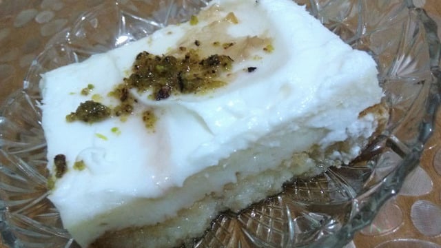 Diğerlerinden Farklı: Gül Aromalı Etimek Tatlısı