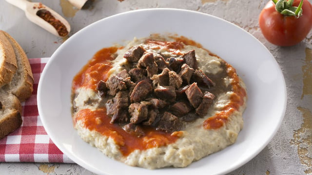 Başrolde Kuşbaşı: Beğendili Kebap