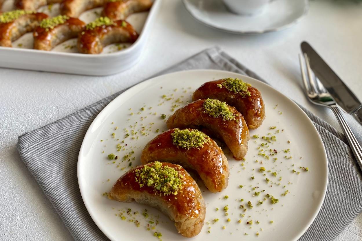 Balkan Güzeli: Ay Tatlısı