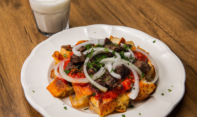 İsraf Olmasın: Bayat Pide Kebabı