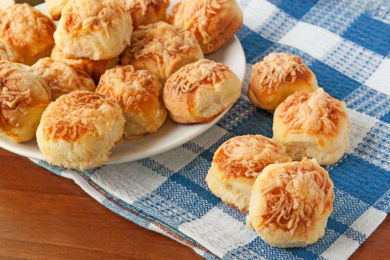 Çayın Havalı Atıştırmalığı: Peynirli Mini Scone