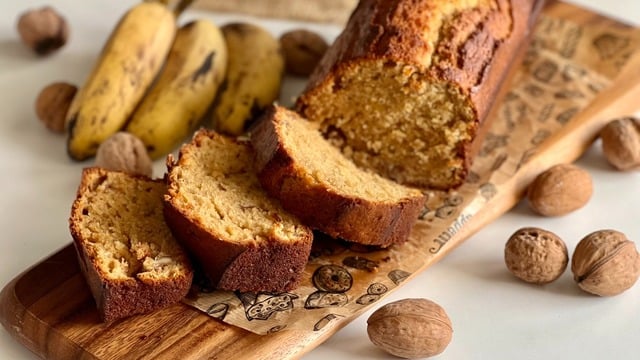 Muzun En Havalı Hali: Cevizli Muzlu Ekmek