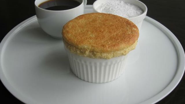 Kaşıklamalara Doyamayacaksınız: Beyaz Çikolatalı Sufle