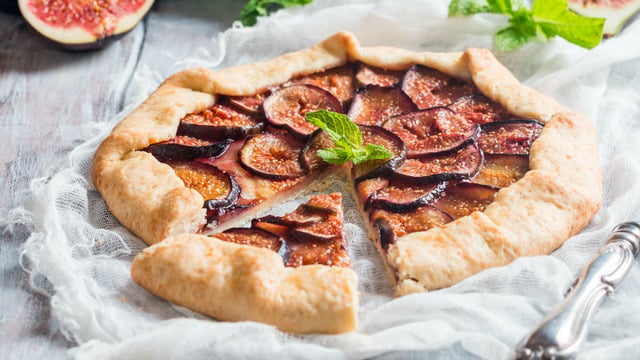 Bambaşka Bir Güzellik: Taze İncirli Galette