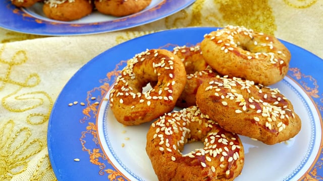 Kokusu Bambaşka: Kahke