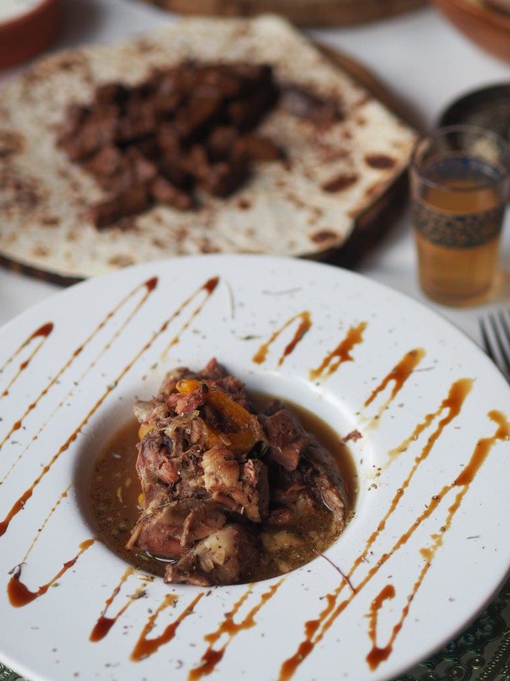 İlk ve Tek Selçuklu Mevlevi Mutfağı: Somatçı Fihi Ma Fih Restoran