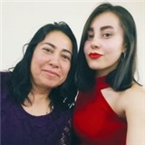 Özlem Özay