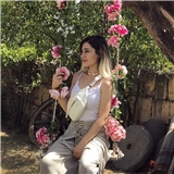 Büşra Bora